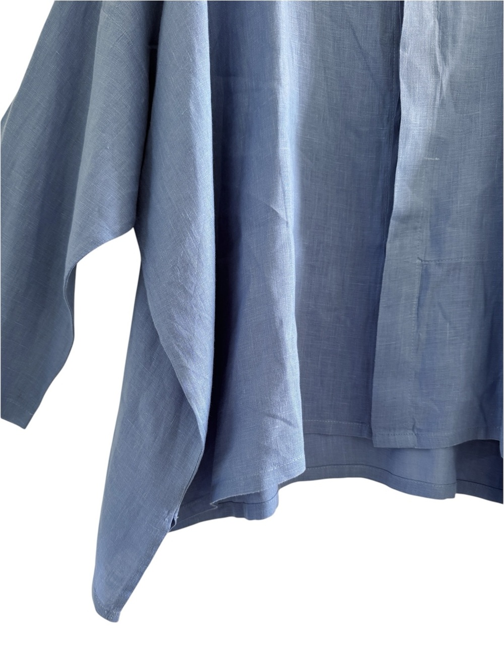 PLANET By Lauren G Handkerchief Linen Signature Button Front Shirt  in Blue - Picture 7 of 13
